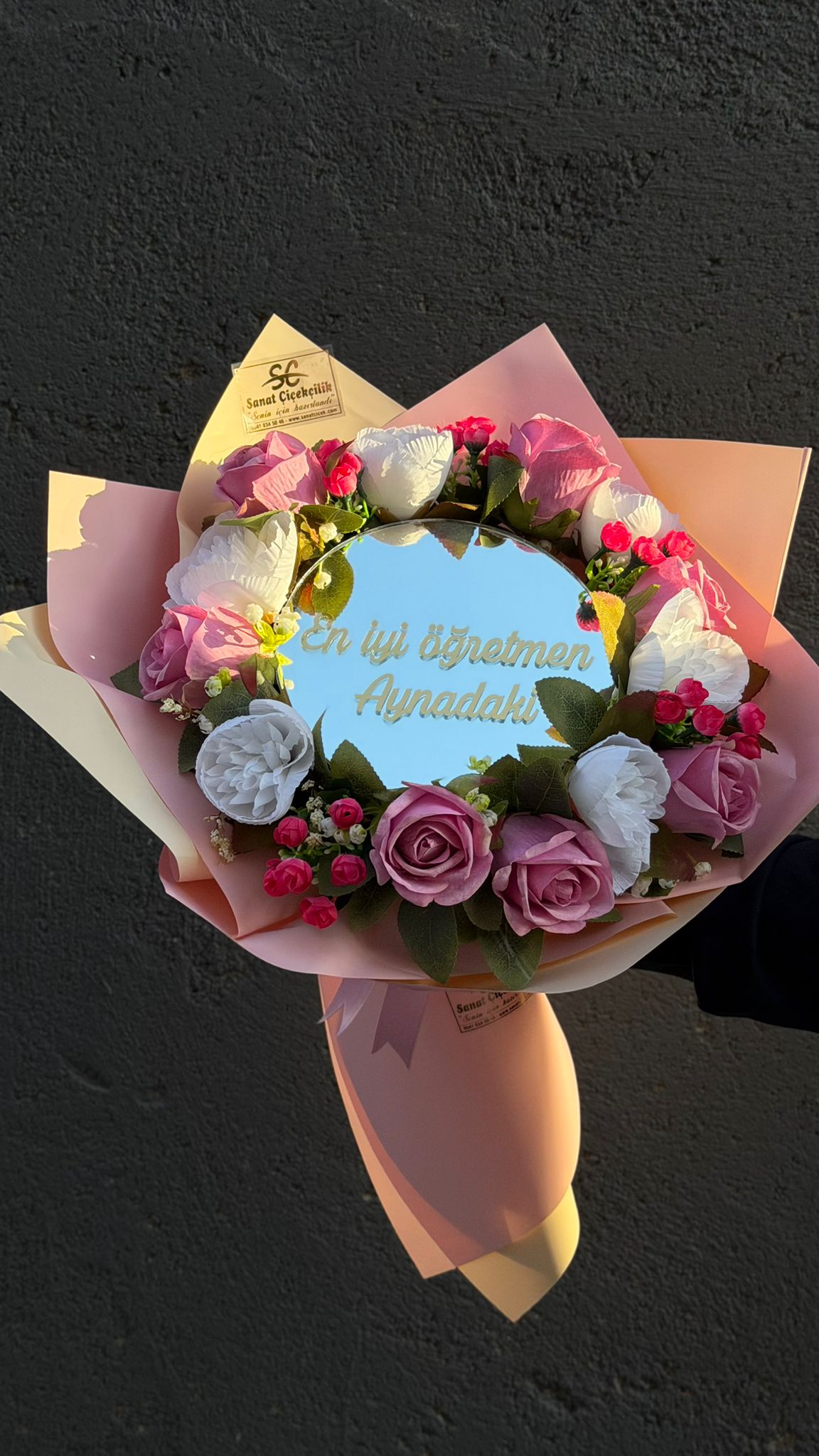 AYNALI ÖĞRETMENLER GÜNÜ GÜLÜ